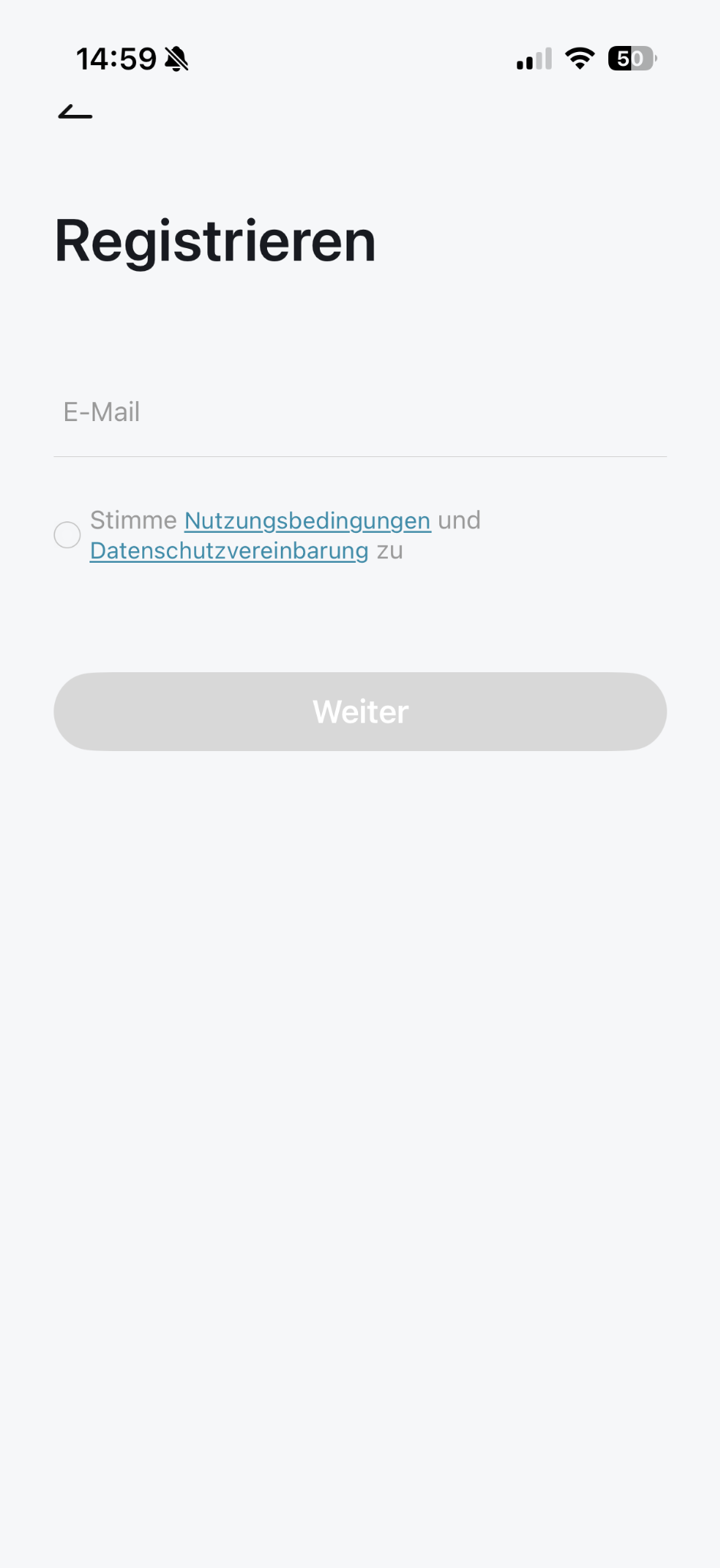 2. Registrierung starten: Eigene E-Mail eintragen, Zustimmung bestätigen und „Weiter“ wählen.